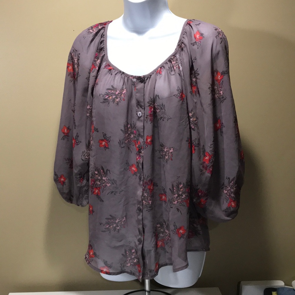 💜 3 for $12 Lauren Conrad Floral Chiffon Blouse